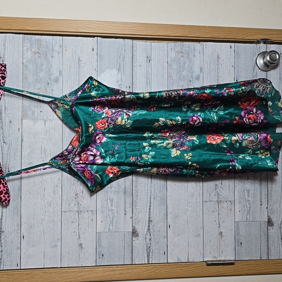 Vintage Expressions By California Dynasty Teal Floral Print Satin Slip Dress - Picture 3 of 8